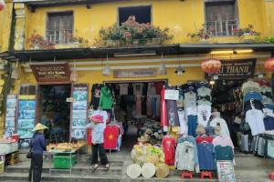 ベトナムで現地購入できる旅の必需品・便利品