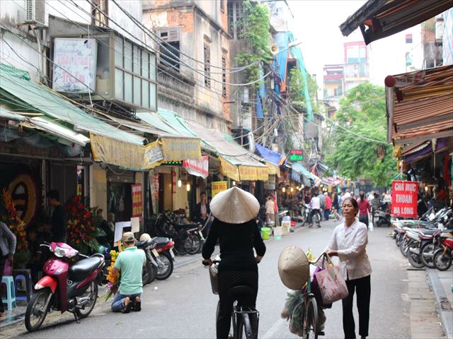 ハノイ旧市街は夜が魅力 ナイトマーケットにご案内 ベトナム最新情報ブログ 現地在住ライターによるベトナムの記事