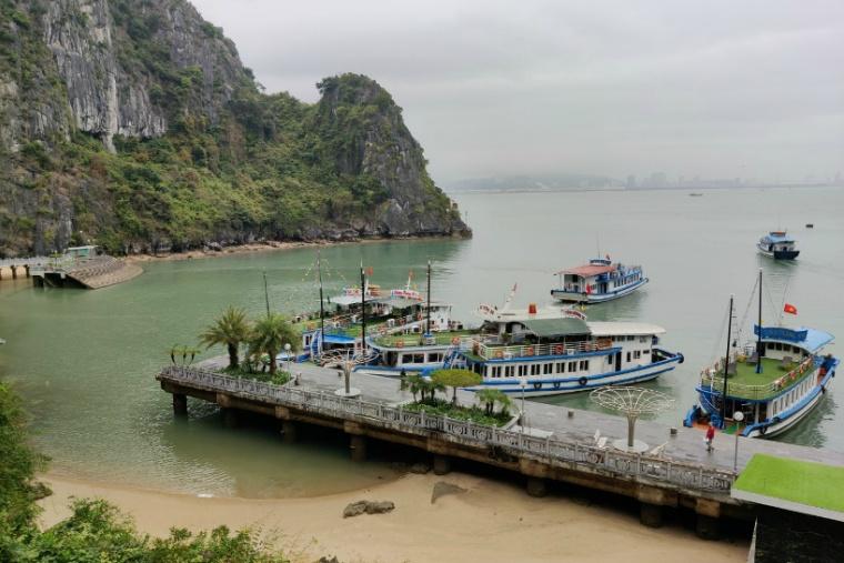 Ha Long Bay (74).jpg