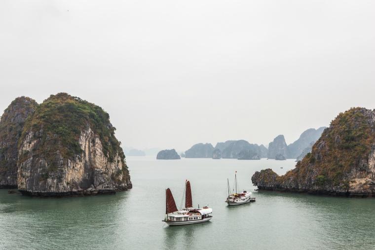 boat-sailing-sea.jpg